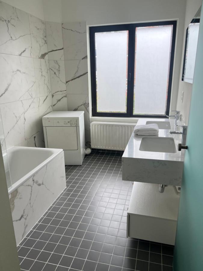 Luxury 2-bedroom Apart